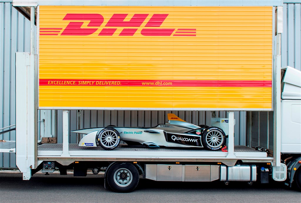 DHL står for transporten
(Foto: Formula E)